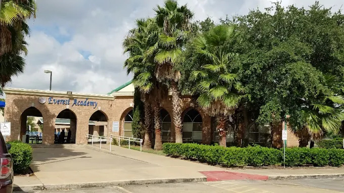 Everest Academy