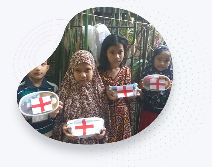 Children in Mohakhali made First Aid Box 2 with Lamia